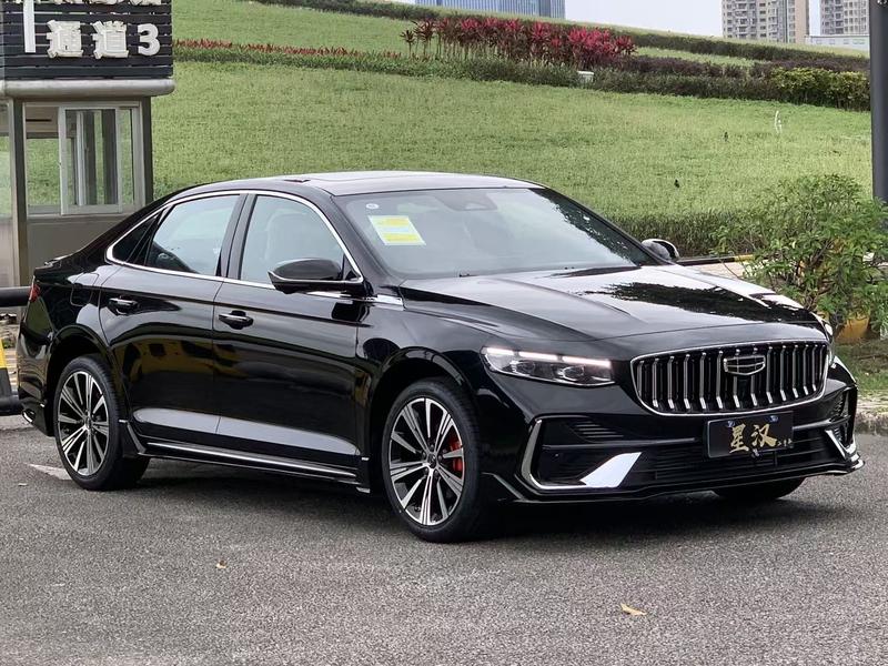 Geely Preface, 2025 — фото 3 из 12