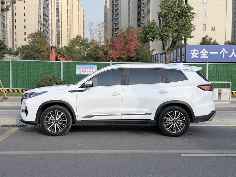 Chery Tiggo 8 Pro, 2023 — фото 4 из 12