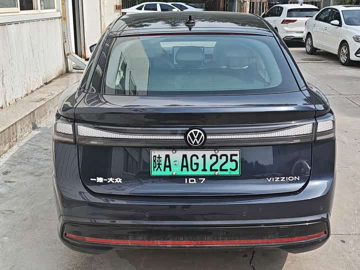 Volkswagen ID.7 Vizzion, 2023 — фото 4 из 7