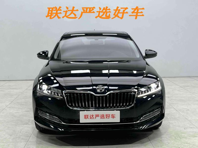 Skoda Superb, 2024 — фото 2 из 12