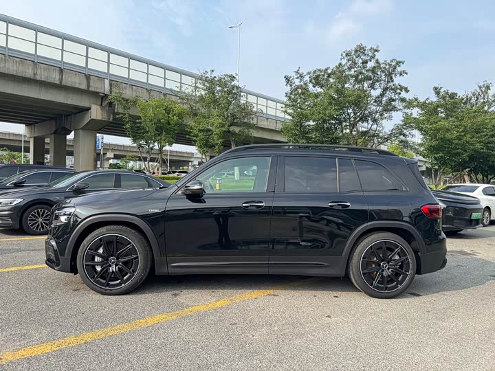 Mercedes-Benz GLB-Class AMG, 2026 — фото 5 из 9