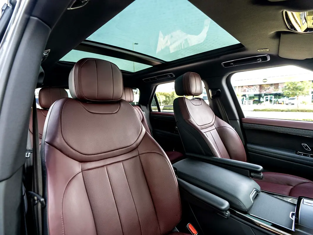 Land Rover Range Rover Sport, 2024 — фото 10 из 10