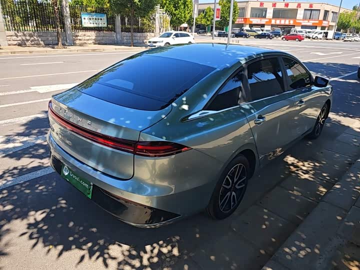 Roewe D6, 2025 — фото 7 из 9