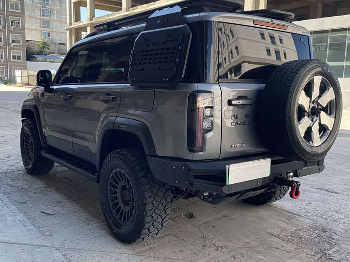 BAIC Beijing BJ40 Hybrid, 2025 — фото 7 из 9