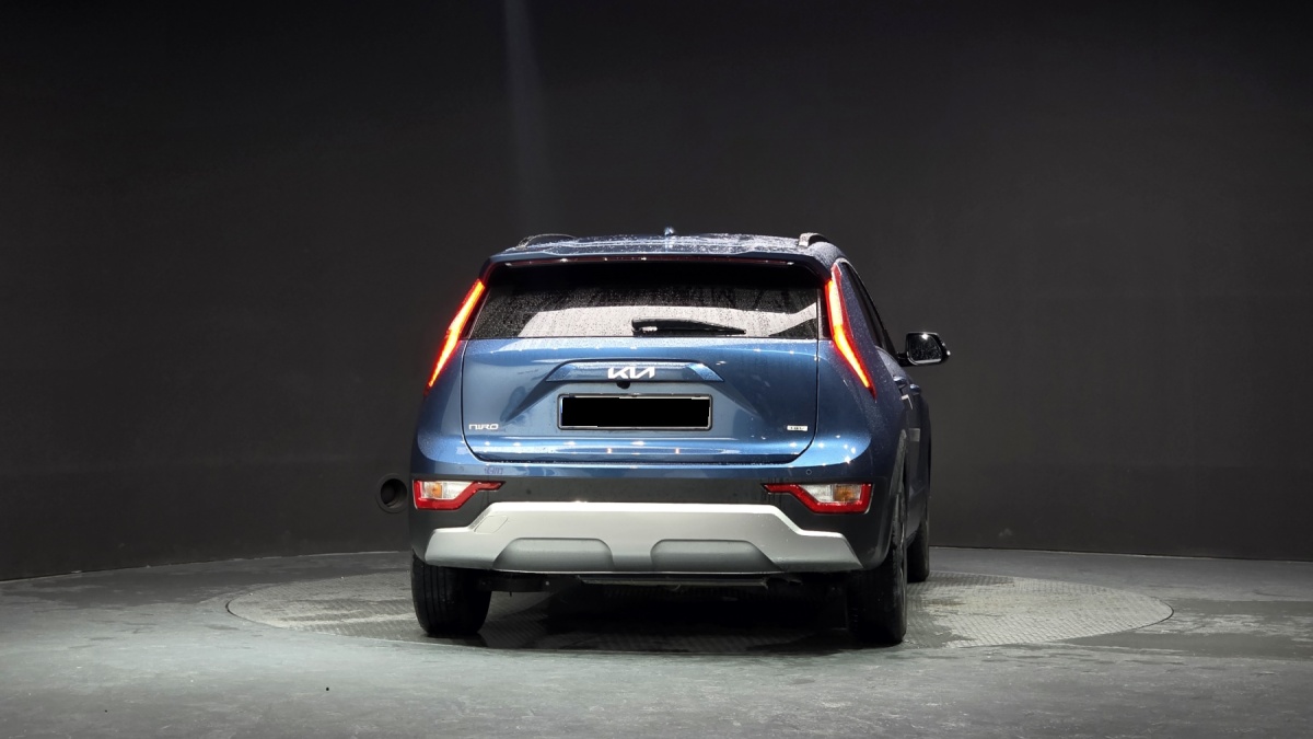 Kia Niro, 2022 — фото 4 из 12