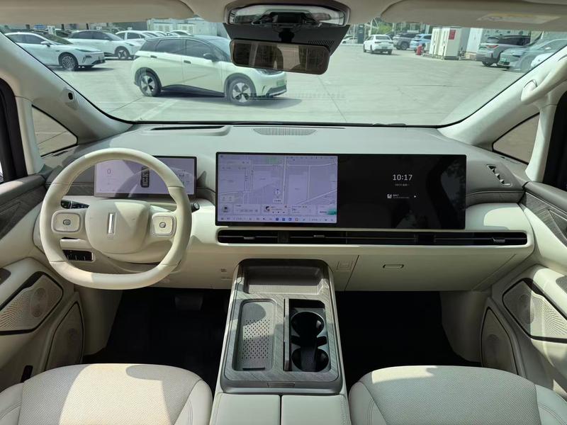 Wey 80 Hybrid, 2025 — фото 8 из 12