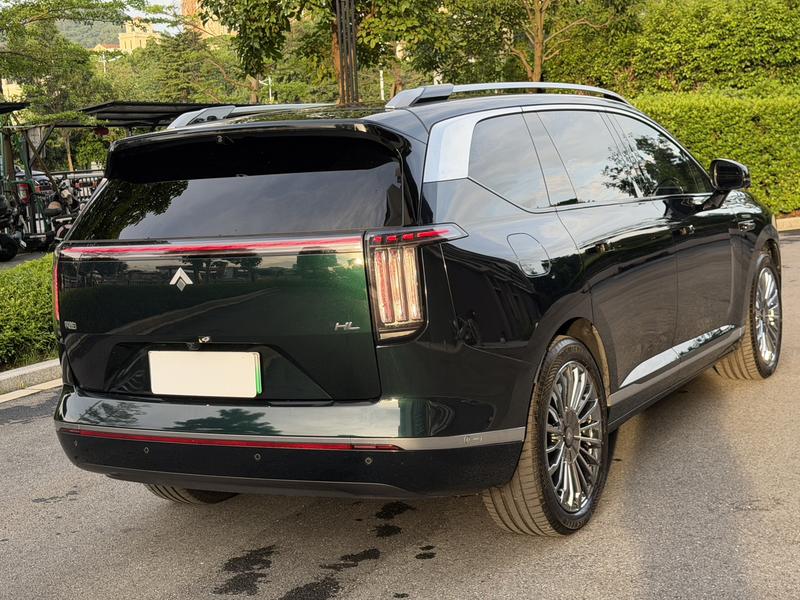 GAC Hyptec HL, 2025 — фото 7 из 12