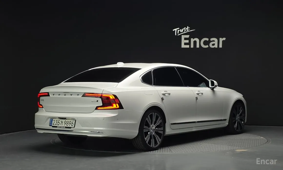 Volvo S90, 2024 — фото 2 из 12