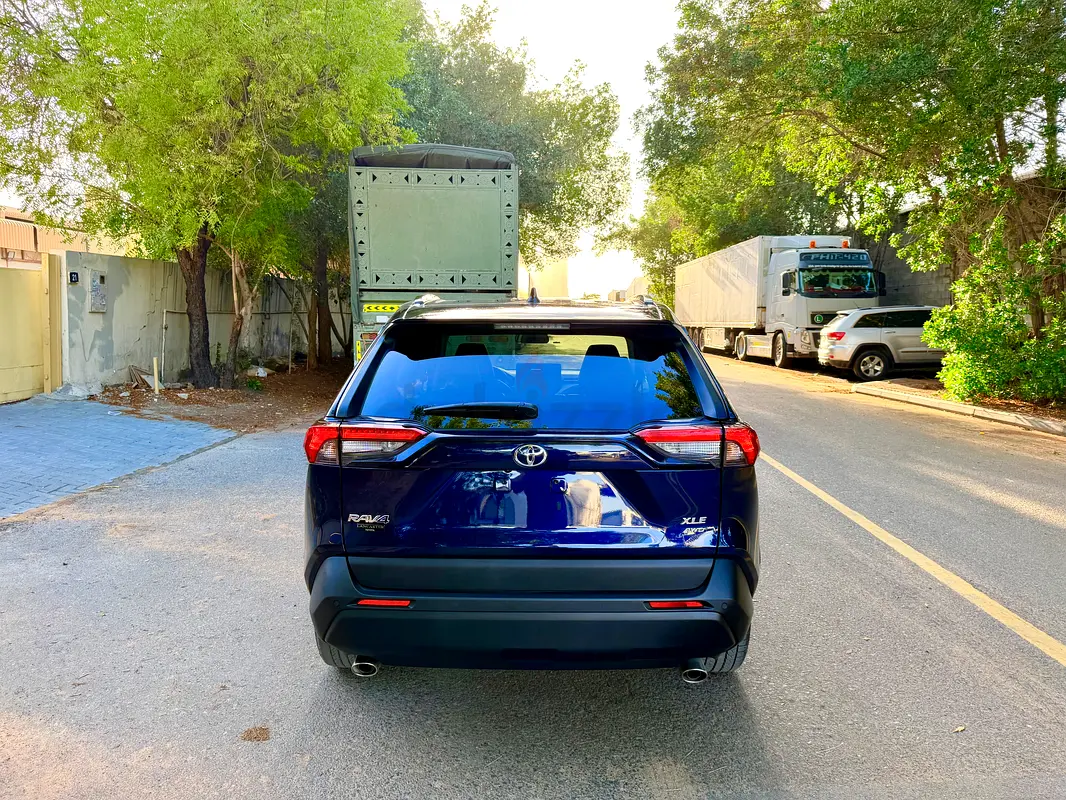 Toyota Rav 4, 2025 — фото 6 из 10