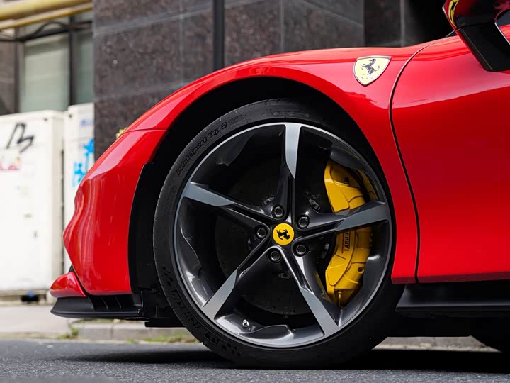 Ferrari SF90, 2023 — фото 7 из 9