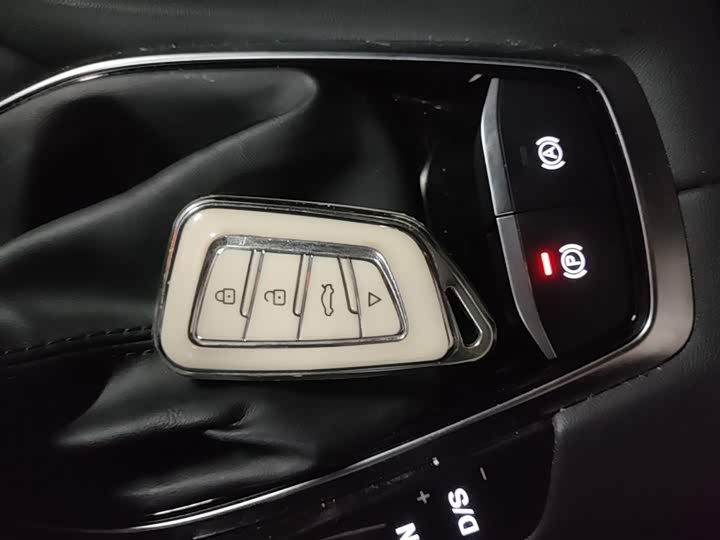 MG Motor 5, 2025 — фото 9 из 9