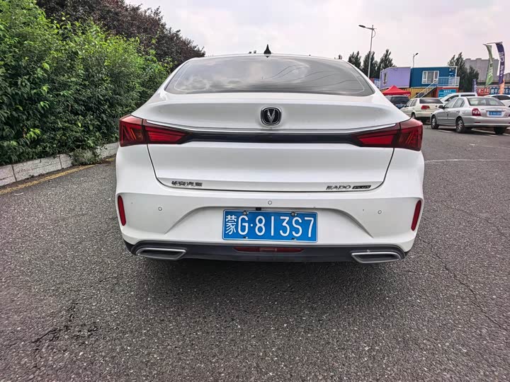 Changan Eado Plus, 2022 — фото 4 из 9