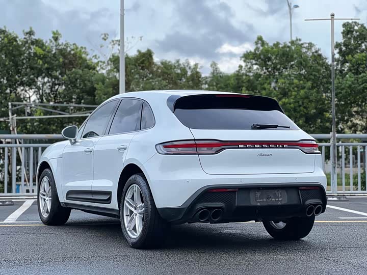 Porsche Macan, 2022 — фото 9 из 9