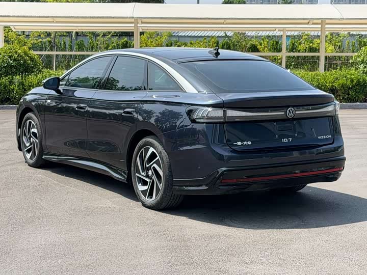 Volkswagen ID.7 Vizzion, 2024 — фото 4 из 9