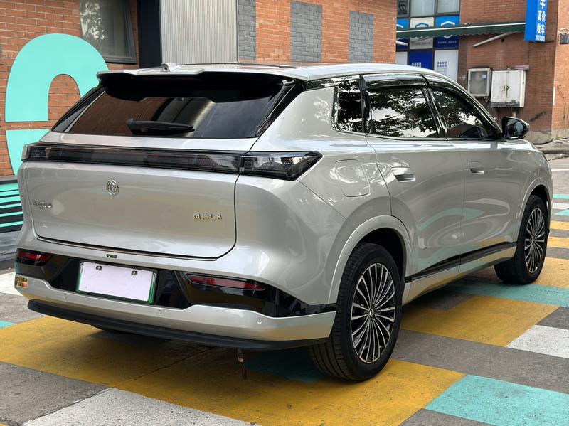 Dongfeng Aeolus L8, 2026 — фото 6 из 9