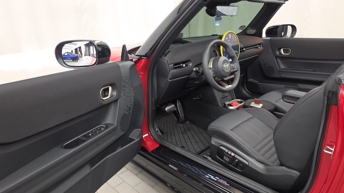 Mini Cooper Convertible, 2025 — фото 9 из 12