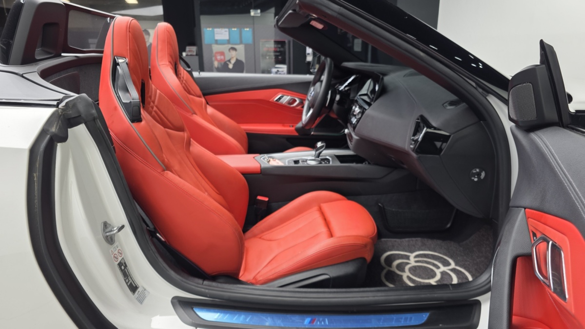 BMW Z4, 2022 — фото 7 из 12