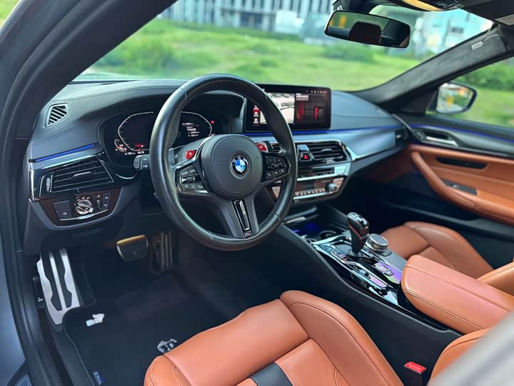 BMW M5, 2022 — фото 8 из 9