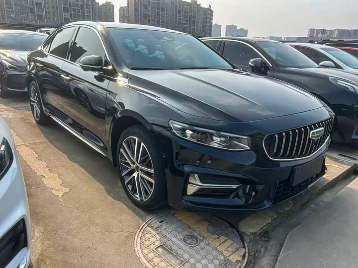Geely Preface, 2022 — фото 3 из 9