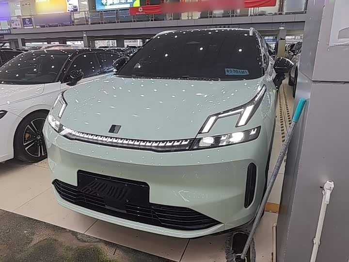 Lynk & Co 08 EM-P Hybrid, 2024 — фото 2 из 9