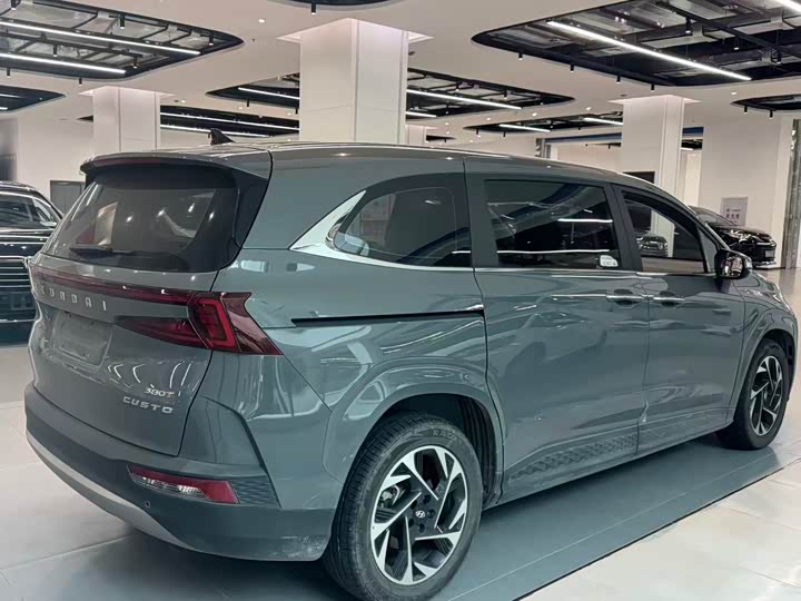 Hyundai Custo, 2022 — фото 5 из 9