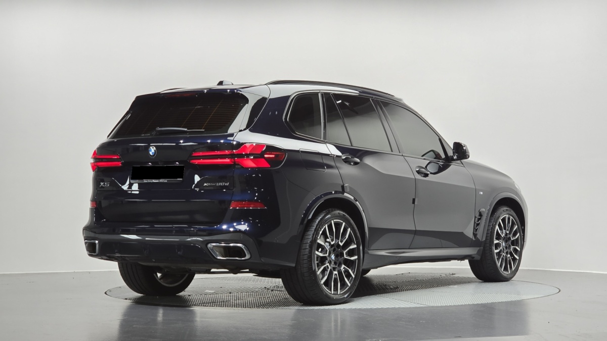 BMW X5, 2025 — фото 2 из 12
