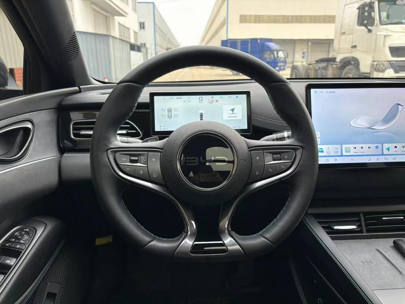 BYD Seal 06 Hybrid/EV, 2024 — фото 12 из 12