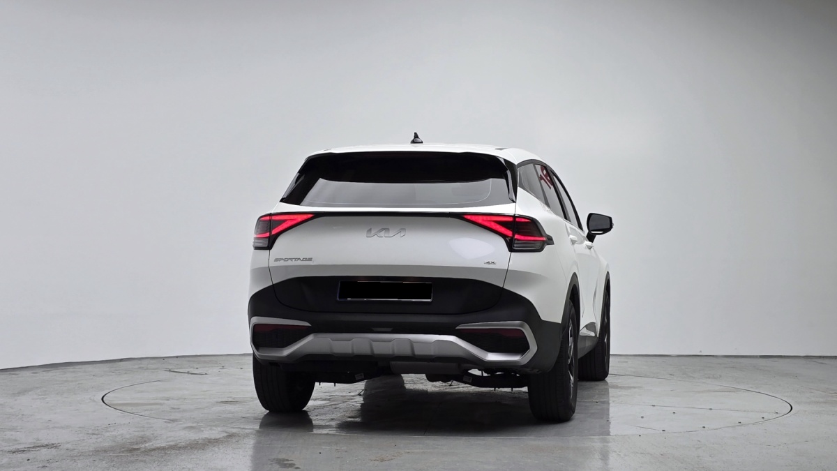 Kia Sportage, 2023 — фото 4 из 12