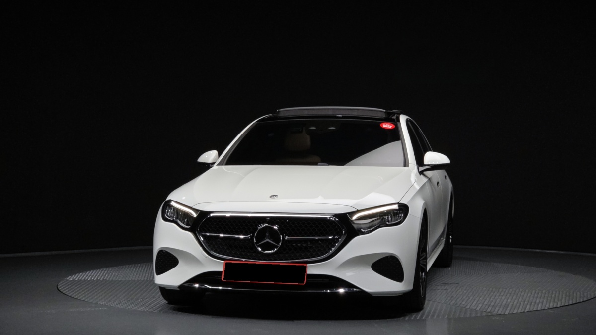 Mercedes-Benz E-Class, 2025 — фото 3 из 12