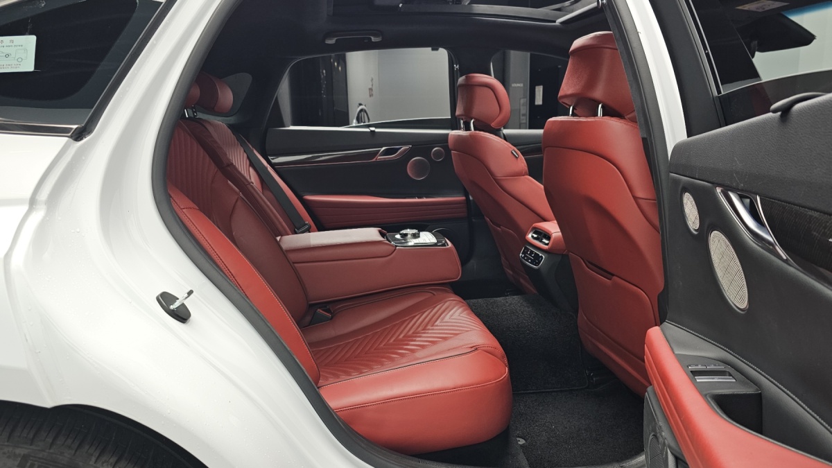 Genesis G80, 2022 — фото 11 из 12
