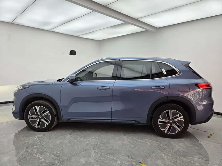 Geely Galaxy Starship 7, 2025 — фото 7 из 9