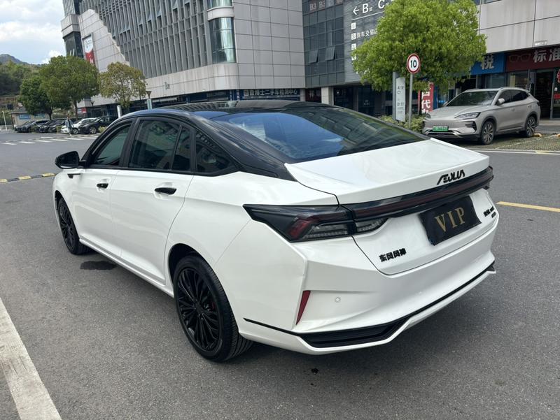 Dongfeng Aeolus Yixuan Max, 2022 — фото 4 из 12