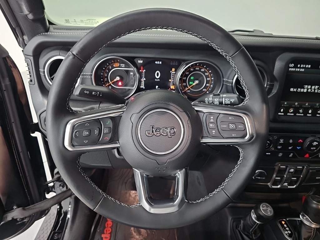 Jeep Wrangler, 2023 — фото 9 из 12
