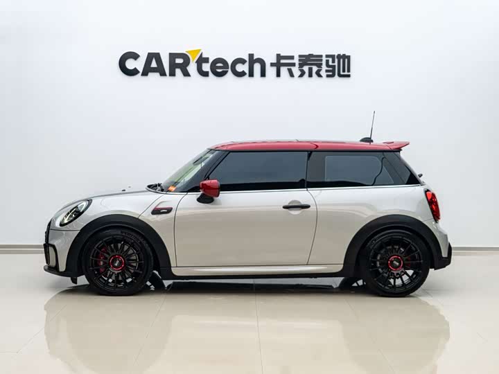 Mini Mini JCW, 2022 — фото 6 из 9