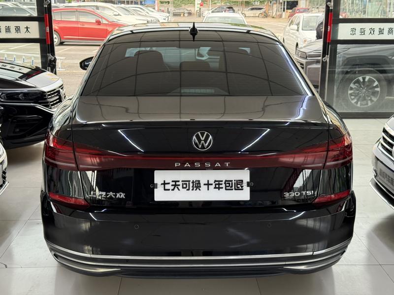 Volkswagen Passat, 2023 — фото 5 из 12