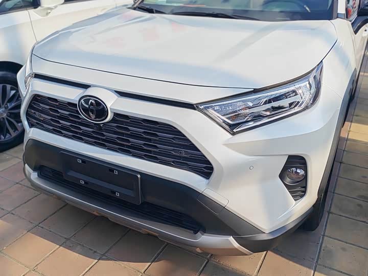 Toyota RAV4, 2022 — купить в Санкт-Петербурге под ключ