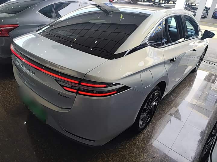 GAC Aion S Plus, 2023 — фото 7 из 9