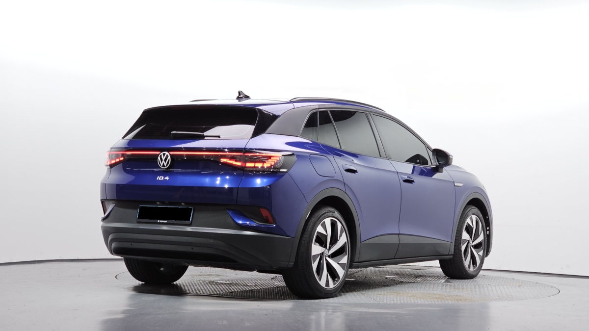 Volkswagen ID.4, 2022 — фото 2 из 12
