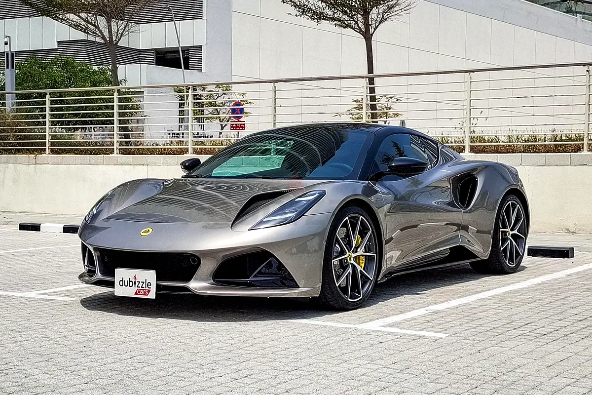 Lotus Emira, 2025 — фото 3 из 10