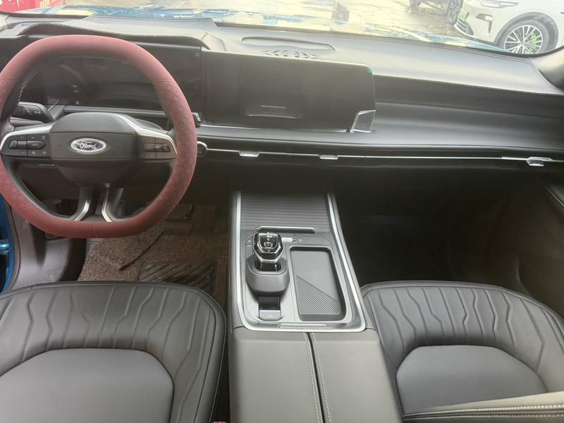 Ford Edge, 2025 — фото 9 из 12