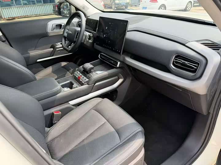 BYD FangChengBao Titanium 3 (Tai 3), 2025 — фото 8 из 9
