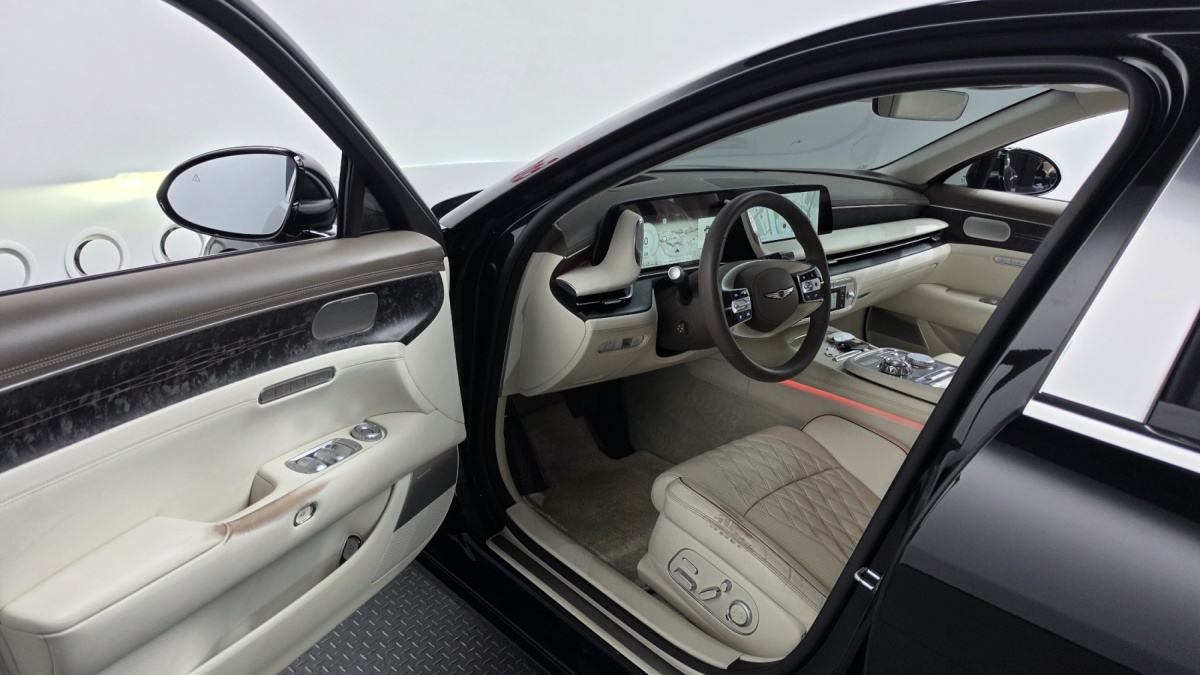 Genesis G90, 2022 — фото 9 из 12