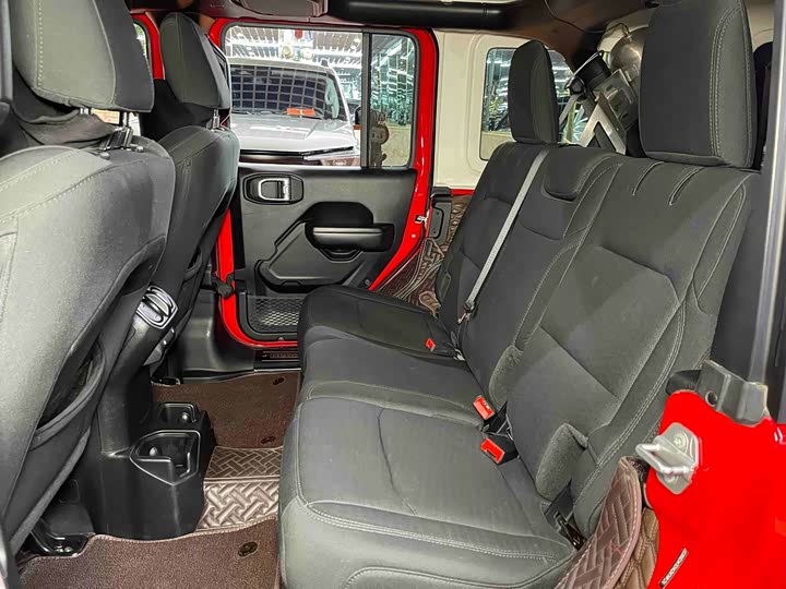Jeep Wrangler, 2021 — фото 7 из 9