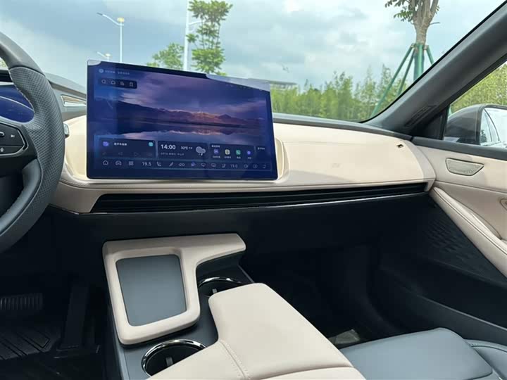 Changan Deepal SL03, 2023 — фото 6 из 9