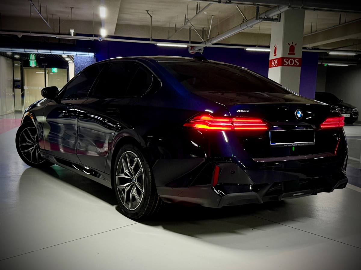 BMW 5 Series, 2025 — фото 3 из 6