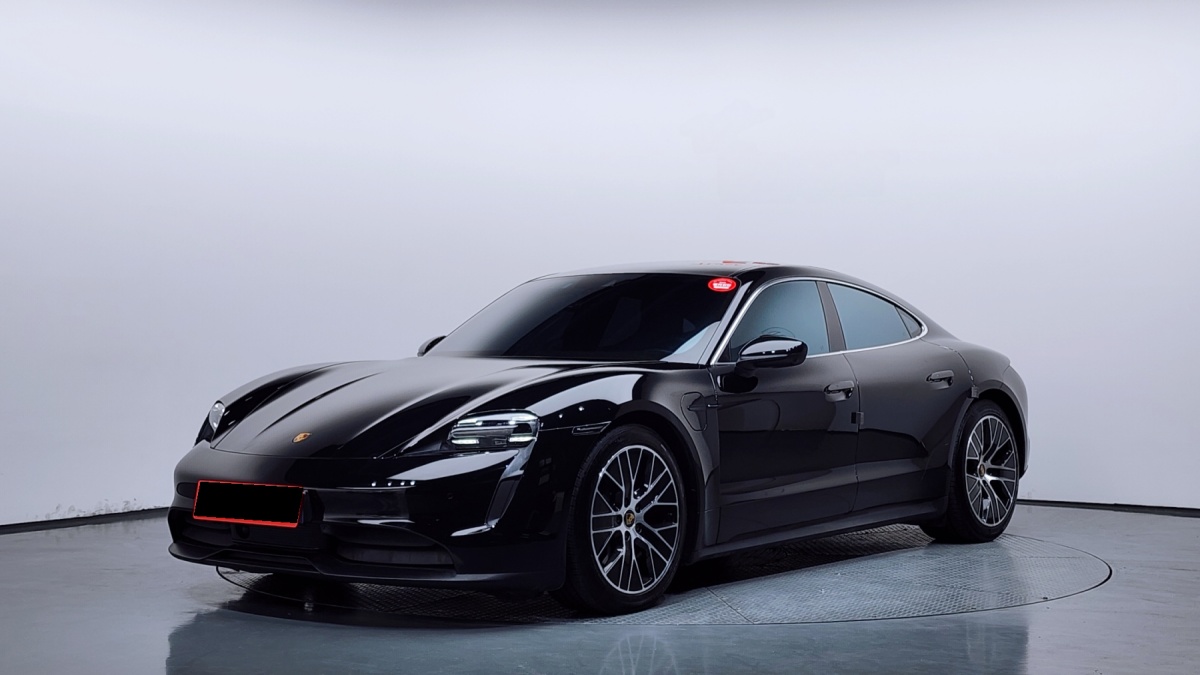 Porsche Taycan, 2022 — купить в Санкт-Петербурге под ключ
