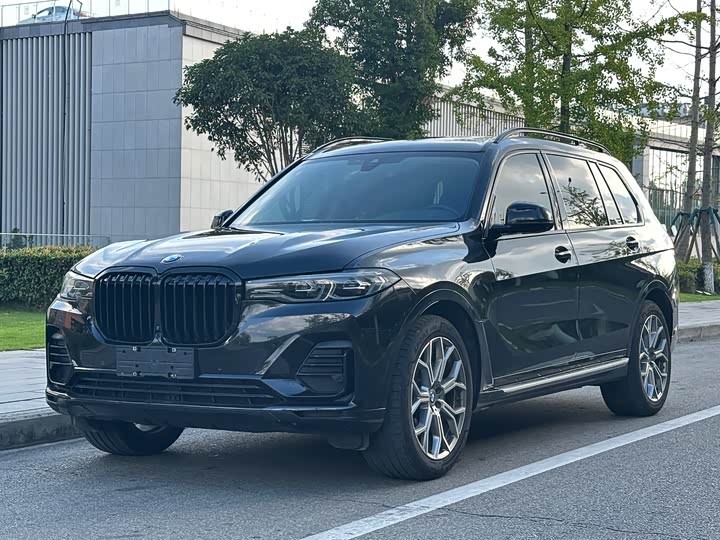 BMW X7, 2022 — купить в Санкт-Петербурге под ключ