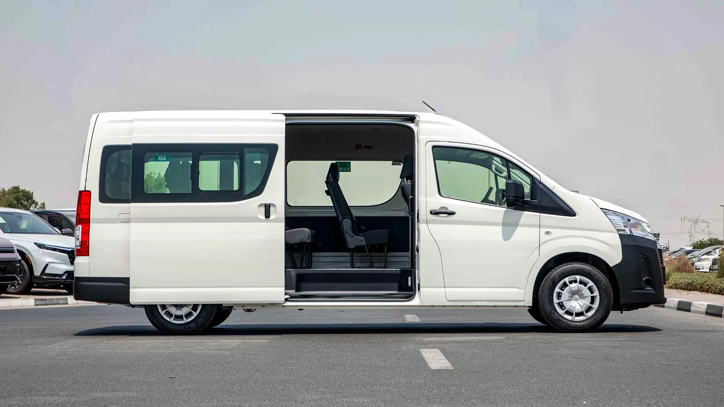 Toyota Hiace, 2026 — фото 5 из 10