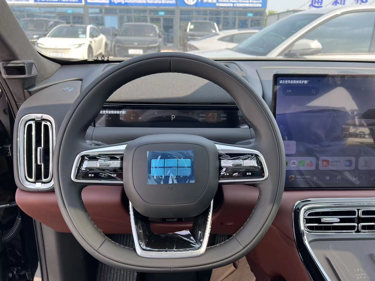 Geely Galaxy M9, 2025 — фото 4 из 12