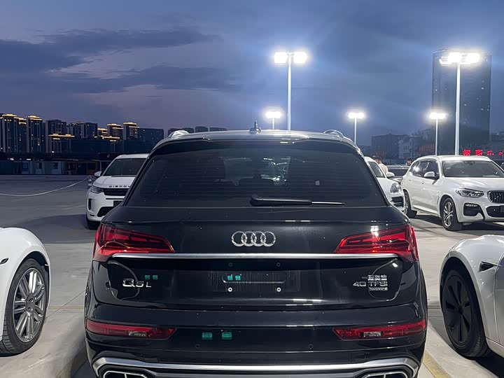 Audi Q5L, 2024 — фото 9 из 9